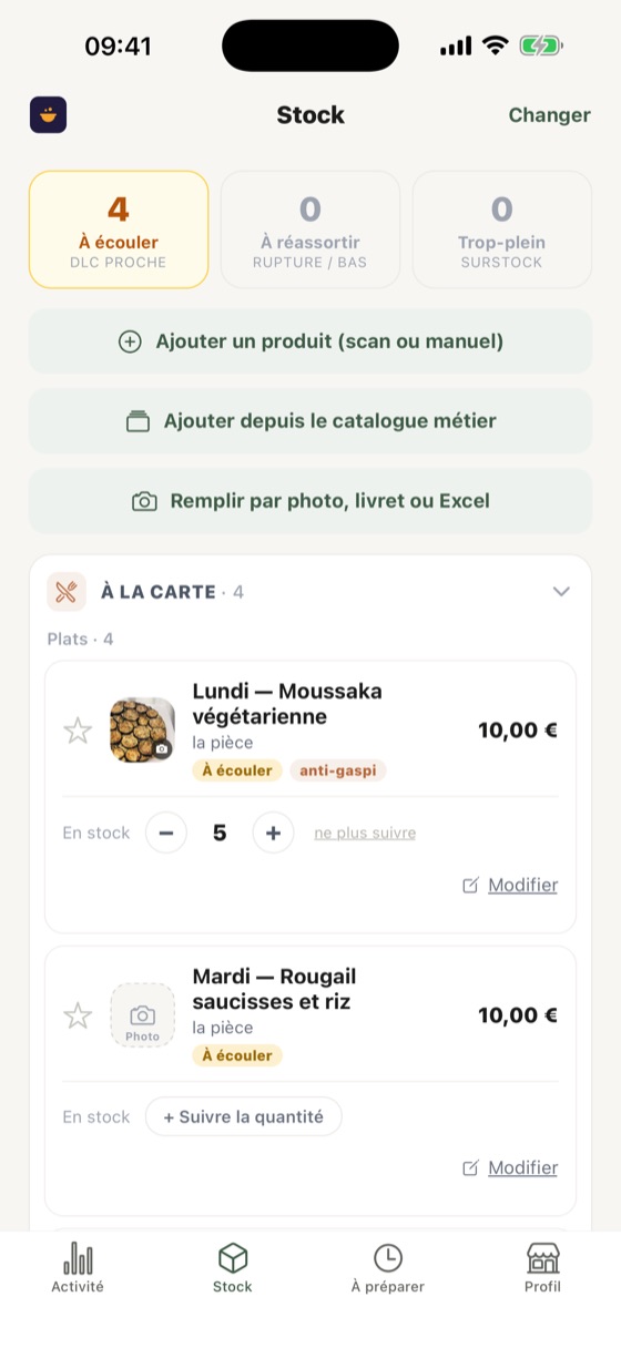 Capture de BonGost Pro : l’écran Stock, avec les produits à écouler, l’ajout par scan, catalogue, photo ou Excel